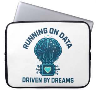 Laufen auf Daten, angetrieben von Dreams AI Art Laptopschutzhülle