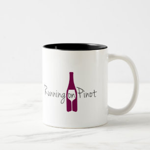 Laufen auf Pinot-Kaffee-Tasse Zweifarbige Tasse