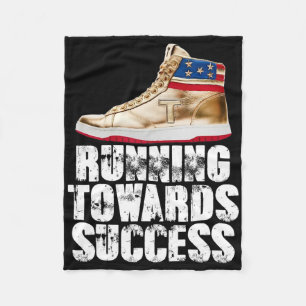 Laufen in Richtung Erfolg Trump Sneaker Republikan Fleecedecke