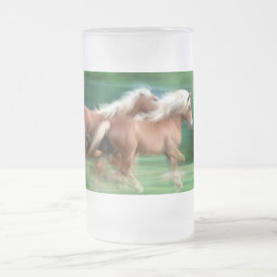 Laufen Palomino-Pferdeder mattierten Bier-Tasse Mattglas Bierglas
