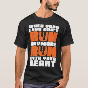 Laufen Sie mit Ihrem Herzkreuz-Land und führen Sie T-Shirt