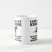 Laufen weg von Verantwortungs-lustiger Tasse (Mittel)