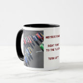 LAUFENDE JAHRESZEIT-TASSEN TASSE (Vorderseite Links)