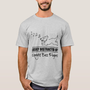 Laufender Hund, abgelenkt von aufrechten Bass-Spie T-Shirt