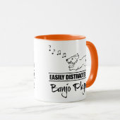 Laufender Hund leicht abgelenkt von den Tasse (VorderseiteRechts)