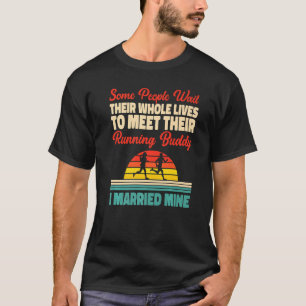 Laufender Läufer Halbmarathon Ehe Hochzeit Ehemann T-Shirt