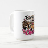 Läuft auf Kaffee & Chaos Leopard Unordentlicher Du Kaffeetasse (Vorderseite Links)