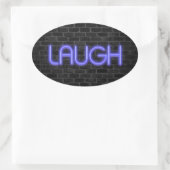 LAUGH Text in Neonleuchten auf Backstein Ovaler Aufkleber (Tasche)