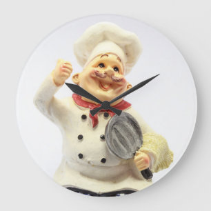Laughing chef with pan pottery figurine große wanduhr