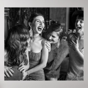 Laughing Girls: stilvolles schwarz-weißes Foto Poster