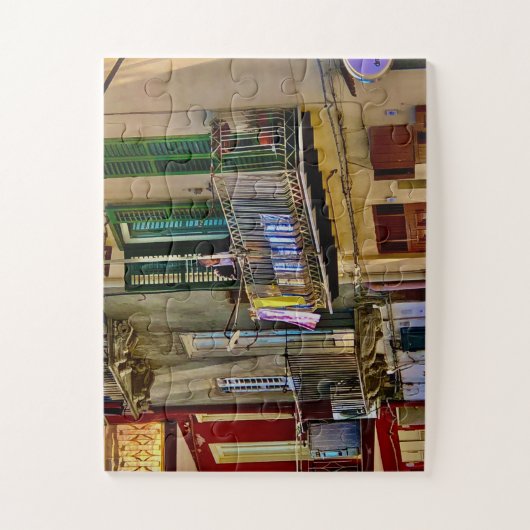 Laundry on the Balcony in Sicily Puzzle (Vertikal)