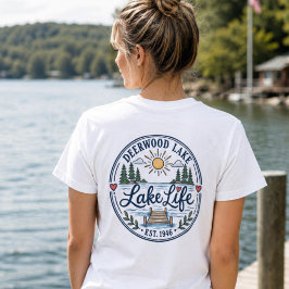 Launenhafter Deerwood Lake Dock Pines T-Shirt