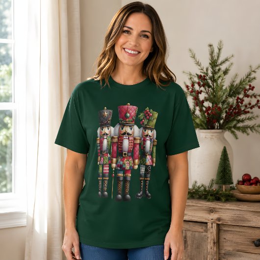 Launisches Patchwork-Weihnachts-Nussknacker-Trio T-Shirt