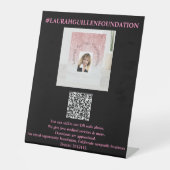 Laurah Guillen Foundation & Medical Sockelschild (Vorderseite)