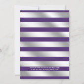 Laurel Mit Monogramm Lila und Silver Abschluss Einladung (Rückseite)