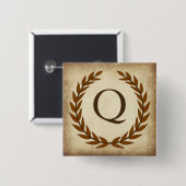 Laurel Wreath Aged Papyrus Monogram Initial Q Button (Vorne & Hinten)