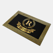 Laurel Wreath griechischer Schlüssel personalizabl Fußmatte (Schrägansicht)