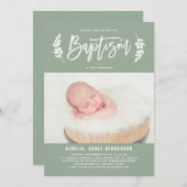 Laurel Wreath Sage Green Foto Taufe Einladung (Vorne/Hinten)
