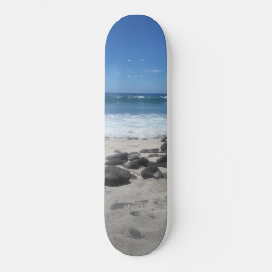 Lava Rock Beach Ocean Waves Skateboard (Vorderseite)