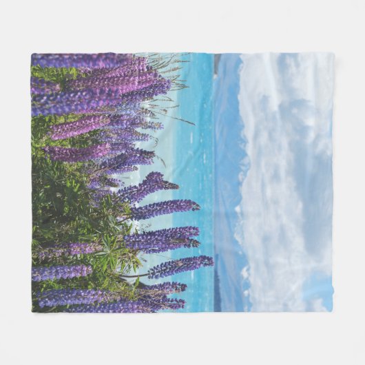 Lavendel am Seeufer Fleecedecke (Vorderseite (Horizontal))