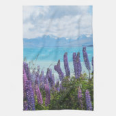 Lavendel am Seeufer Geschirrtuch (Vertikal)