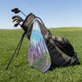 Lavendel am Seeufer Golfhandtuch (Gras)