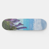 Lavendel am Seeufer Skateboard (Horizontal)