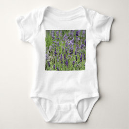 Lavendel Baby Strampler