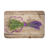 Lavendel-Blumen auf hölzernem Tabellen-Hintergrund Badematte (Vorderseite)