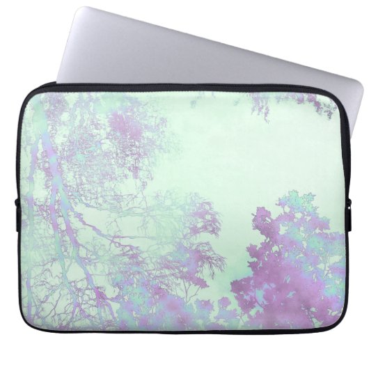 Lavendel-Breitblatt-Nebel Laptopschutzhülle (Vorderseite)