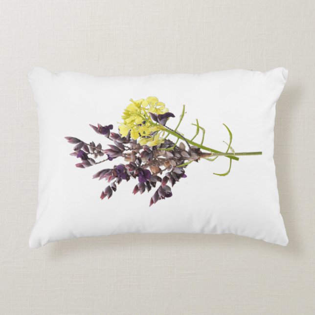 Lavendel & Gelbe Wildblume Botanisches Design Dekokissen (Vorderseite)