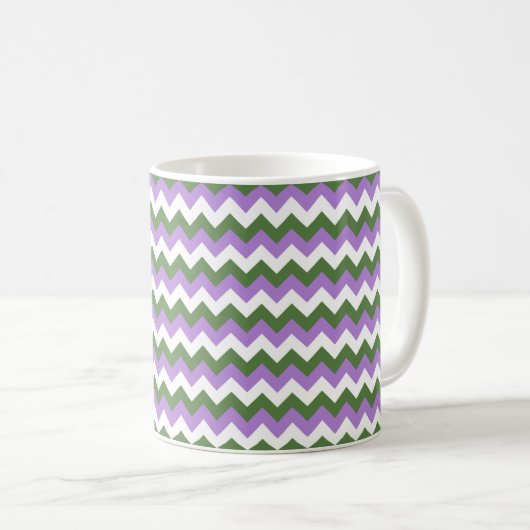 Lavendel, Grün und Weiß Zickzack Zigzag Kaffeetasse (VorderseiteRechts)