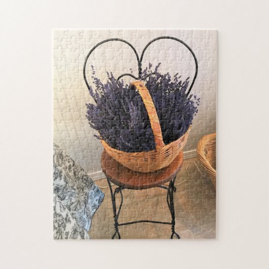 Lavendel in einem Korb Puzzle (Vertikal)