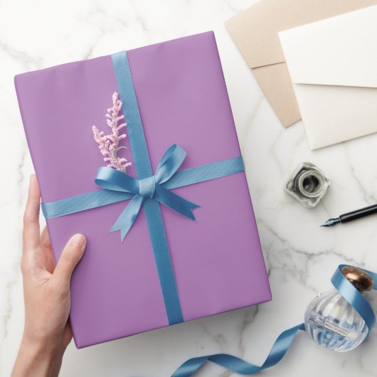 Lavendel, leicht Lila, Pastellfarbe Minimalistisch Geschenkpapier (Schenken)