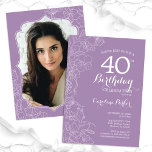 Lavendel Lila florales Foto 40. Geburtstag Party Einladung<br><div class="desc">Lavendel lila Blumenblume 40. Geburtstag Party Einladung mit Ihrem Foto auf der Rückseite der Karte. Elegantes modernes Design mit botanischen Kontur Zeichnungen Akzente und Typografie Drehbuch Schriftart. Einfache,  trendige Einladungskarte für eine stilvolle Damenfeier. Kann für jedes Alter angepasst werden. Gedruckte Zazzle Einladungen oder Sofortdownload digitalen druckbaren Vorlage.</div>