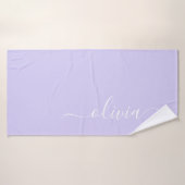 Lavendel Lila Modern Script Girly Monogram Name Badehandtuch (Badehandtuch)