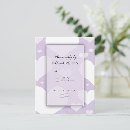 Lavendel mit Hearts Wedding RSVP Notes (Stehend Vorderseite)
