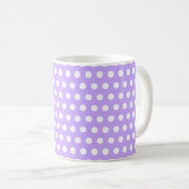 Lavendel mit weißen Polka-Punkten Kaffeetasse (VorderseiteRechts)