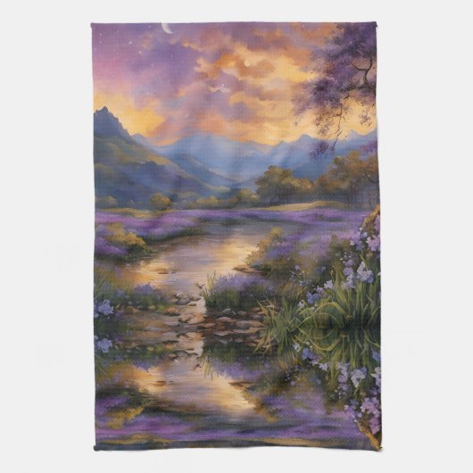 Lavendel Mountain Valley in der Morgendämmerung Geschirrtuch (Vertikal)