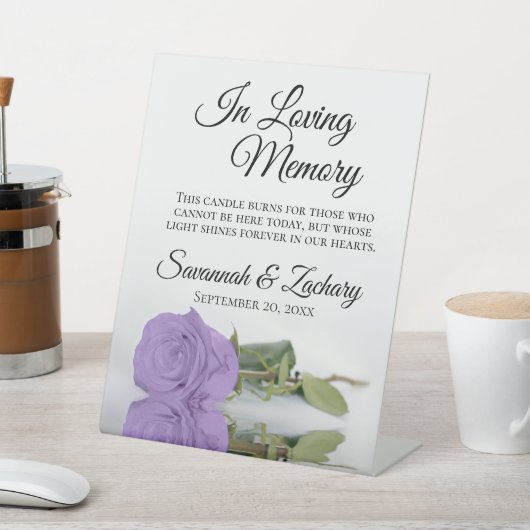 Lavendel Rose in Gedächtnismesse Sockelschild (In SItu)