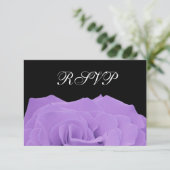 Lavendel-Rose und RSVP-Antwortkarte für Schwarze H RSVP Karte (Stehend Vorderseite)