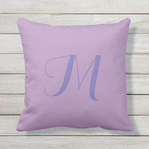 Lavendel Solid Color Monogram Outdoor Pillow Kissen