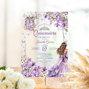 Lavendel-Tiara-Blumen-Schmetterlinge Quinceañera Acryleinladungen