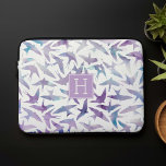 Lavendel und Blaue Wasserfarben Vögel Mit Monogram Laptopschutzhülle<br><div class="desc">Süßes Gewässer-Vogelmuster in schönen Blau- und Grüntönen. Personalisieren Sie es mit Ihrem Namen,  Monogramm oder einem beliebigen Text Ihrer Wahl.</div>