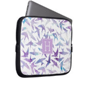 Lavendel und Blaue Wasserfarben Vögel Mit Monogram Laptopschutzhülle (Vorne Rechts)