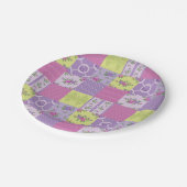 Lavendel- und Gelb-Patchwork-Quilt-Muster Pappteller (Schrägansicht)