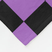 Lavendel und schwarz-kariertes Muster Fleecedecke (Ecke)