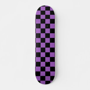 Lavendel und schwarz-kariertes Muster Skateboard