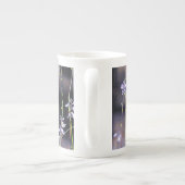 Lavendel-Wildblumen Porzellantasse (Rückseite)