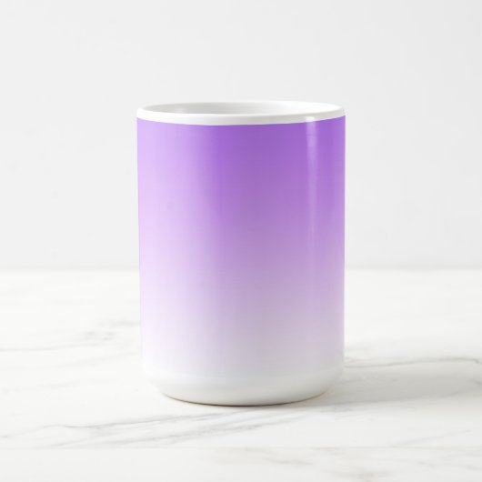 Lavendel zum weißen Ombre-Farbmuster Kaffeetasse (Mittel)